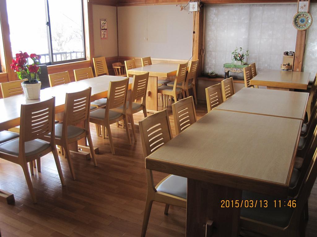 Apple Inn Takasaka Nozawaonsen Værelse billede